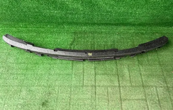 Front bumper foam support bar