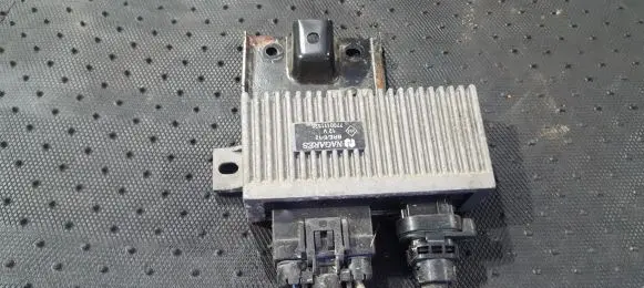 Volvo S40, V40 Coolant fan relay 7700111525