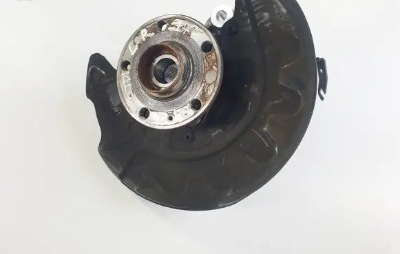 Audi Q2 - Front wheel hub 5Q0407257A