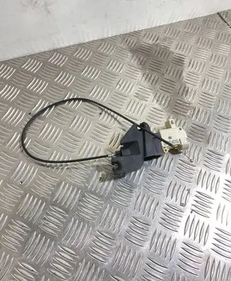 Audi A6 S6 C6 4F Glove box lock 3B0959782A