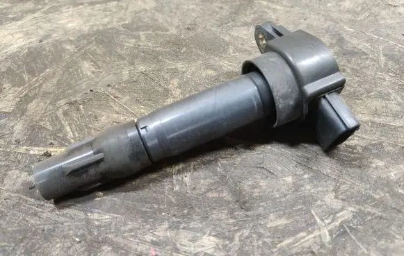 Mitsubishi Colt High voltage ignition coil MN195616