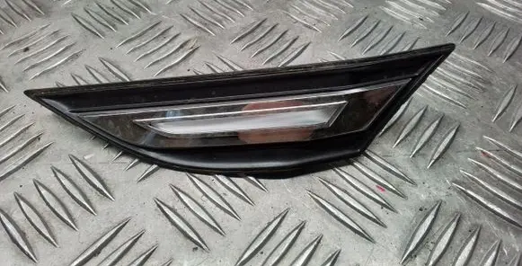 Porsche 911 997 Front fender indicator light 99163125705