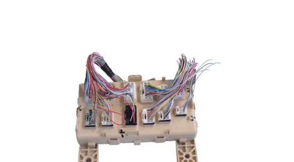 Lexus RX 330 - 350 - 400H Central body control module 