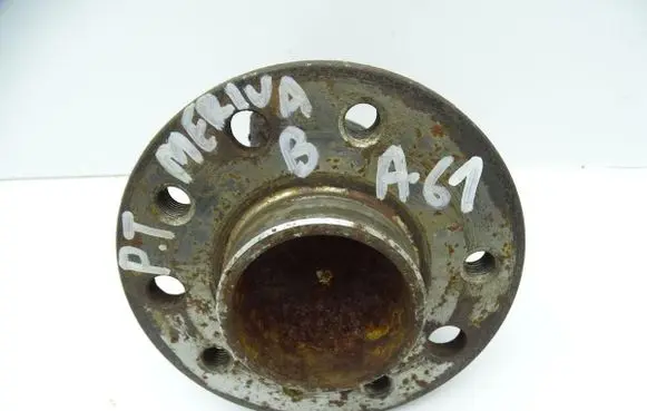 Opel Meriva B Rear wheel bearing hub 