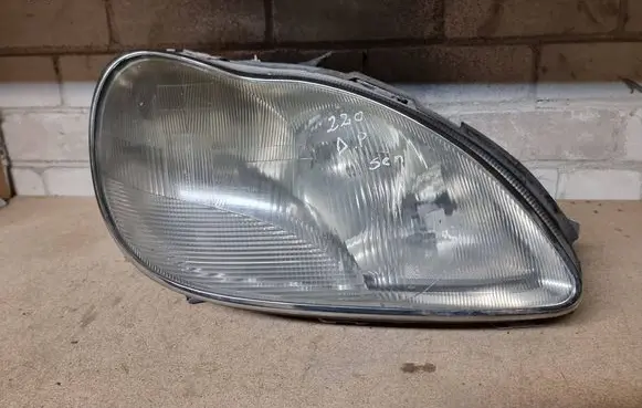 Mercedes-Benz S W220 Headlight/headlamp A2208200861 0301153272 0301153271