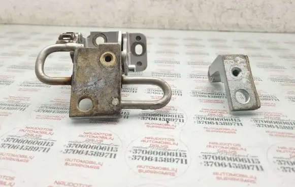 Audi A4 S4 B6 8E 8H Front door hinge set 8E0831411