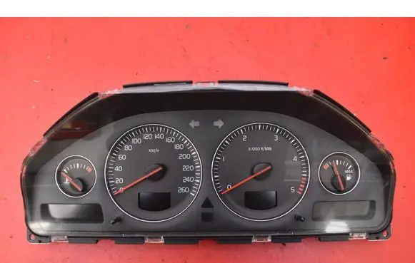 Volvo S60 Speedometer (instrument cluster) 30746102