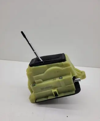 Mercedes-Benz E C207 W207 Gear shifter/selector A2042678124