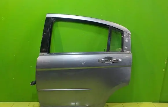 Chrysler Sebring (JS) Rear door LEWE