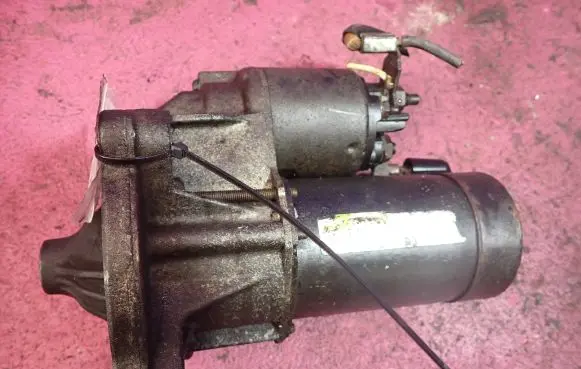 Peugeot 206 Starter motor