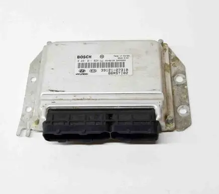KIA Carens I Engine control unit/module 0281011024 85220160