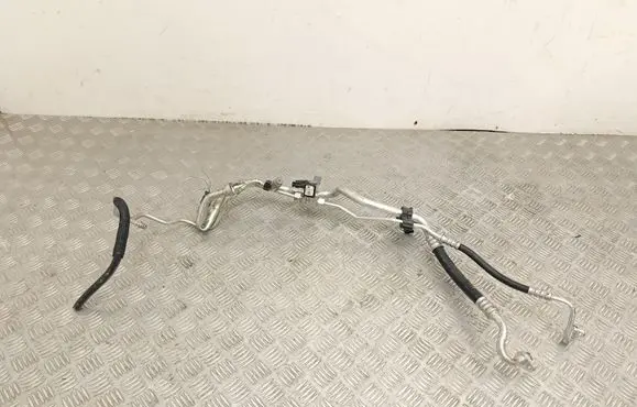 Peugeot 3008 III Air conditioning (A/C) pipe/hose 9856220480