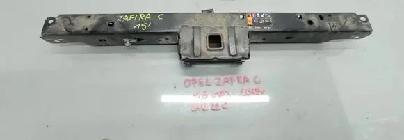 Opel Zafira C Radiator support slam panel