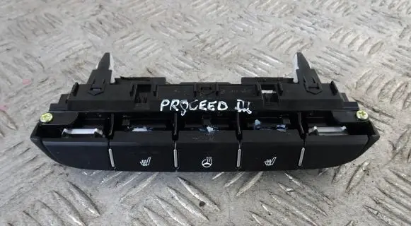 KIA Pro Cee'd III Seat heating switch 93315-J7010