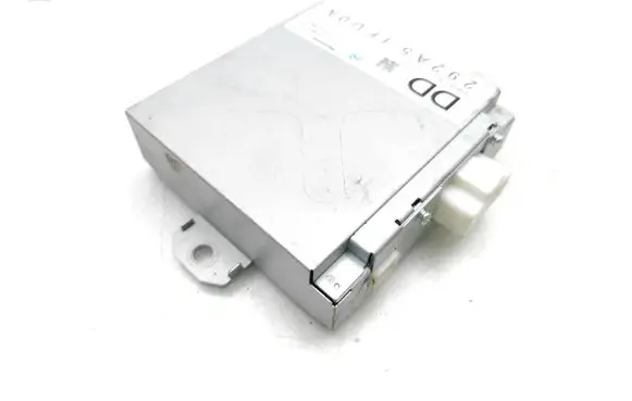 Nissan Note (E12) Voltage converter/converter module 292A51FU0A