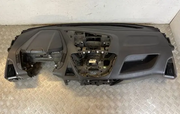 Ford Transit Custom Dashboard BK21V04304 BK21V04304AH35B8