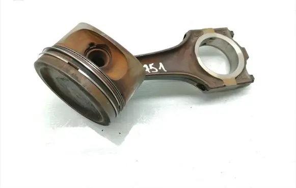 BMW 7 E38 Piston with connecting rod 1715411