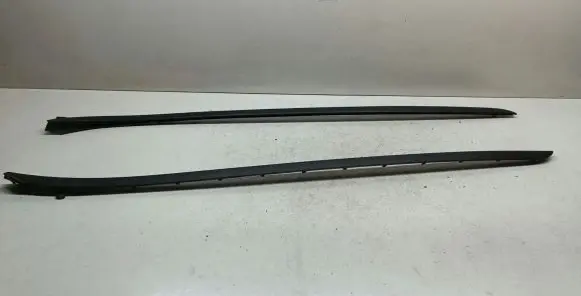 BMW 2 F46 Windshield trim 7331507 7331508