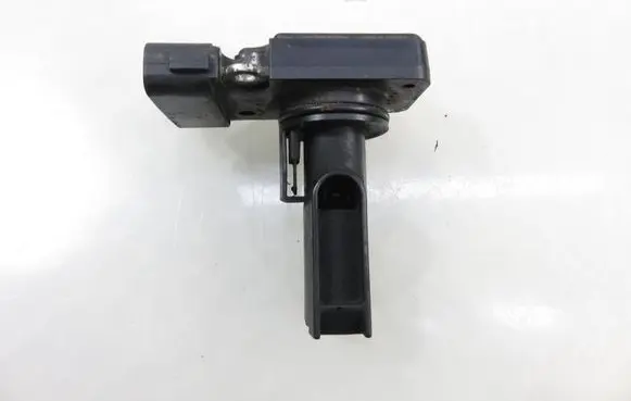 Toyota Avensis T220 Mass air flow meter 2220427010