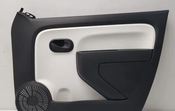 Renault Twingo III Front door card panel trim 156105411 156105421