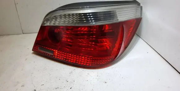 BMW 5 E60 E61 Rear/tail lights 6910768 E7E79S 2V0086779067