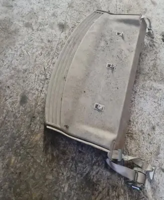 Volkswagen Jetta V Trunk separation 1K5857806