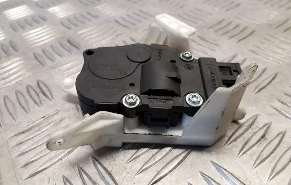 Audi A5 Sportback 8TA Air flap motor/actuator K9749006