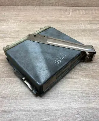 Volvo S70 V70 V70 XC Engine control unit/module ECU P01270297 0281001592