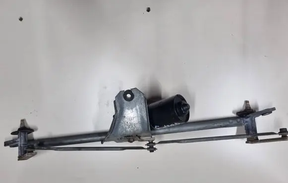 Volkswagen Golf III Front wiper linkage and motor 1H1955113B 058960822 0390241123