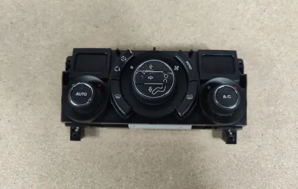 Peugeot 3008 I Climate control unit 96837481XT