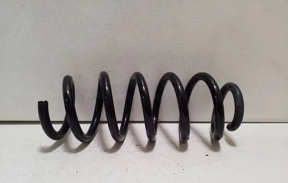 Audi Q7 4M Front coil spring 4M0411105AM