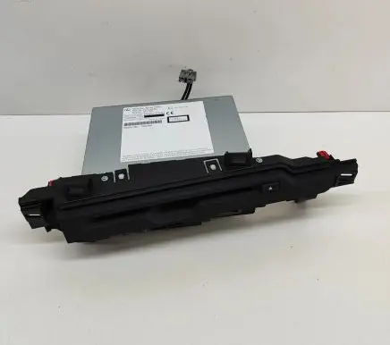 Lexus UX Radio/CD/DVD/GPS head unit 8614076B60