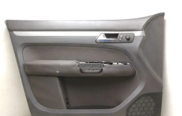 Volkswagen Touran I Front door card panel trim 1T1867011 1T1867012