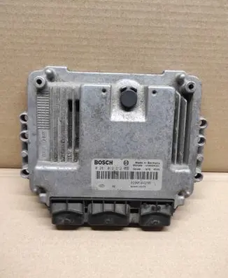 Renault Laguna II Engine control unit/module 0281012212 8200516573 8200504296