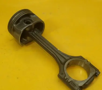 Volkswagen Polo V 6R Piston 71L55 03F065D
