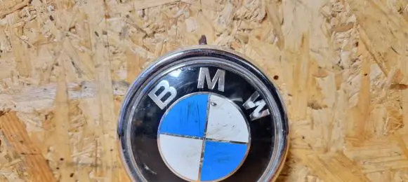 BMW X5 E70 Manufacturer badge logo/emblem 22405910
