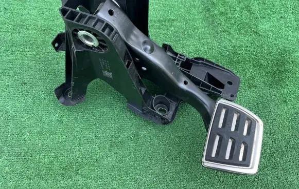 Brake pedal