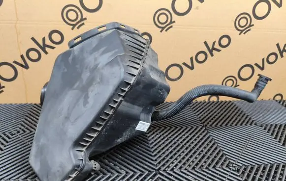Audi A6 C7 Air filter box 4G0133843