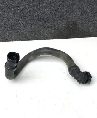 Peugeot 308 Engine coolant pipe/hose 980398178001