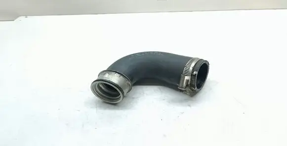 Porsche Cayenne (92A) Intercooler hose/pipe 7P0145708A