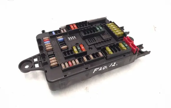 BMW 1 F20 F21 Fuse module 926111103 19178000001 26082012