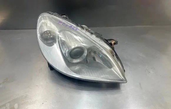 Mercedes-Benz B W245 Headlight/headlamp A1698201861 231010600 0301220202