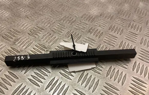 Battery bracket