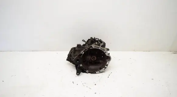 Manual 6 speed gearbox