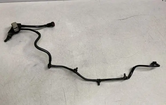 Volvo S40, V40 Fuel return line/hose 