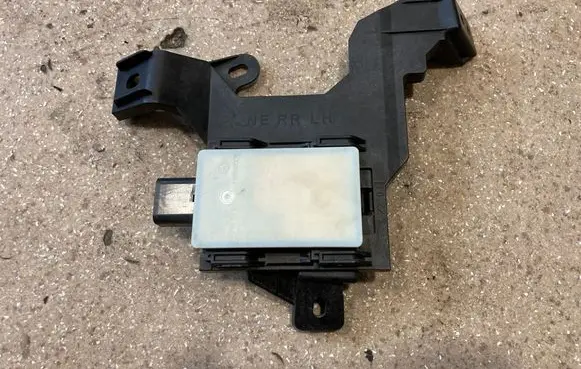 Hyundai Ioniq 5 Blind spot module 99140GI100