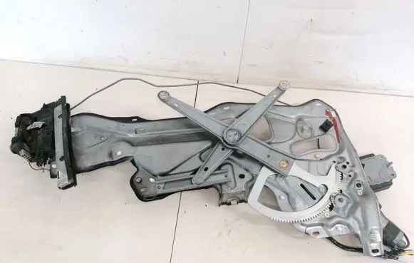 Renault Laguna I Sliding door window regulator with motor