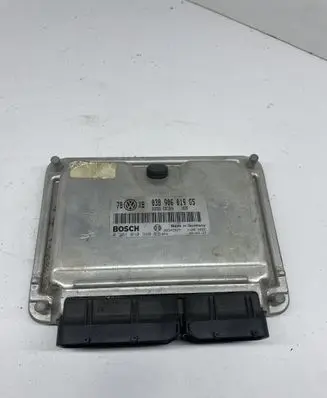 Volkswagen PASSAT B5.5 Engine control unit/module 038906013GS 038906013