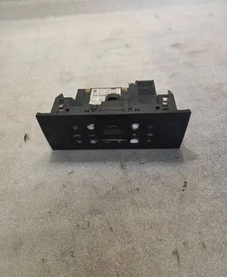 Audi A3 S3 8L Climate control unit 8L0820043H 5HB00818410