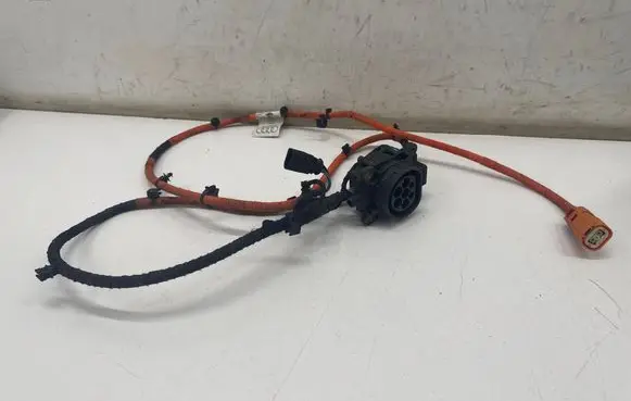 Audi A3 S3 8V Electric car charge socket 5Q0915950A 8V0971509N